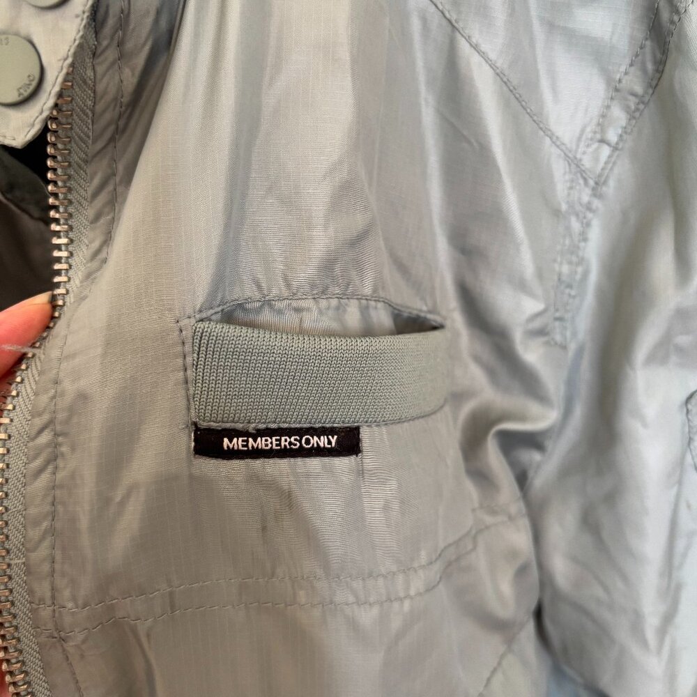 Members Only Classic Iconic Racer Jacket Barneys NY - Picture 2 of 4